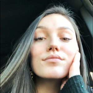 Meet your Posher, Juliette